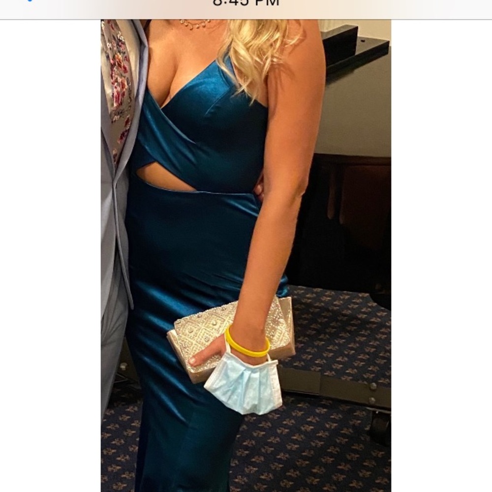 Evening dress in green blue dress only worn once